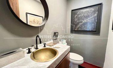 Residencia en Venta en Bosques de las Lomas