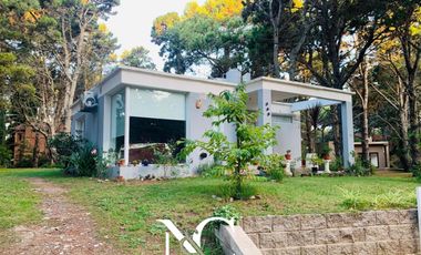 Tres casas en venta,  A DOS CUADRAS DEL MAR, Costa del Este, OPORTUNIDAD, acepta permuta