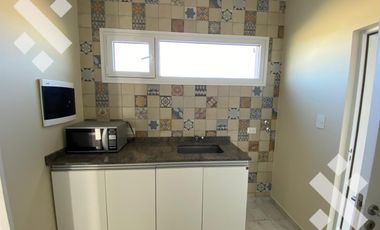 ALQUILER CASA NIVEL GERENCIAL Bº COSTA NOGAL. NEUQUEN