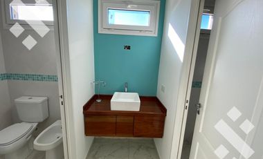 ALQUILER CASA NIVEL GERENCIAL Bº COSTA NOGAL. NEUQUEN