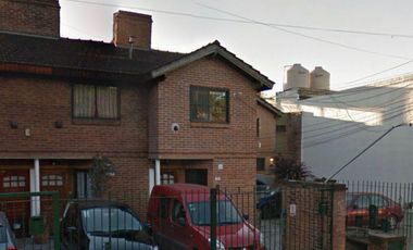 Duplex con 2 Dormitorios y Cochera en Complejo Cerrado - San Miguel