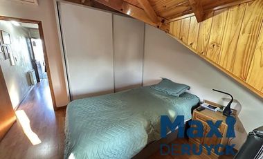 Triplex 4 ambientes, a pasos Amoedo y Andres Baranda