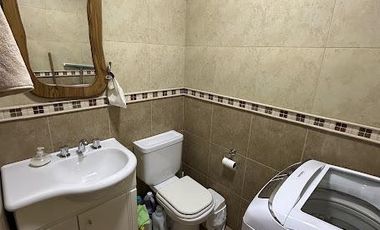 Triplex 4 ambientes, a pasos Amoedo y Andres Baranda