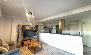Venta departamento  3 ambientes con balcón en Lanusita