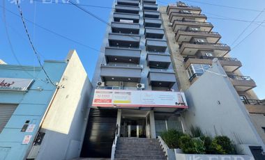Venta departamento  3 ambientes con balcón en Lanusita