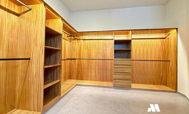 Casa en Venta 1 Planta en Coto Privado Altozano Colima Vista al Campo de Golf