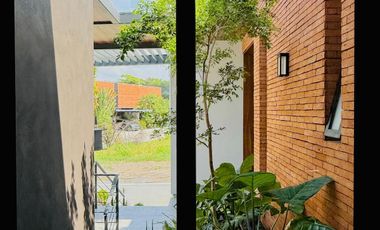 Casa en Venta 1 Planta en Coto Privado Altozano Colima Vista al Campo de Golf