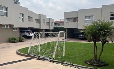 Casa en venta en la parte alta de San Jerónimo.