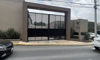 Casa en venta en la parte alta de San Jerónimo.