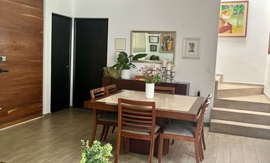 Casa en venta en la parte alta de San Jerónimo.