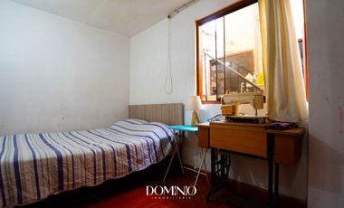 Casa en  zona comercial