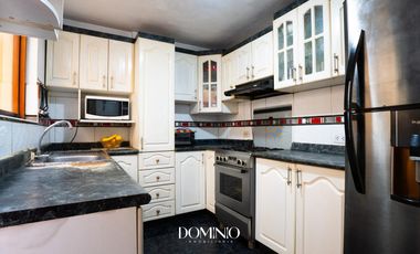 Casa en  zona comercial