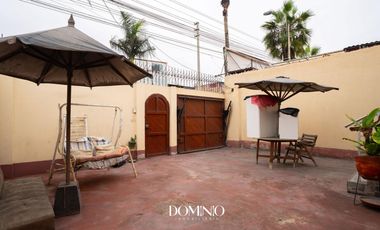 Casa en  zona comercial