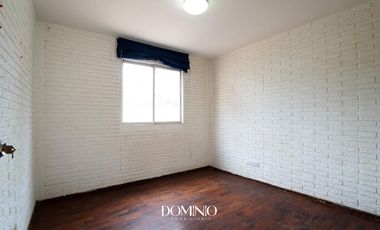 Casa en  zona comercial