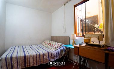 Casa en  zona comercial