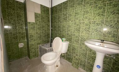 ARRAIJAN / WESTLAND MALL / LOCAL COMERCIAL / 465M / PLANTA BAJA