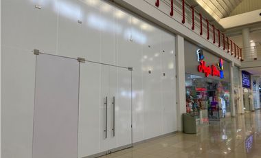 ARRAIJAN / WESTLAND MALL / LOCAL COMERCIAL / 465M / PLANTA BAJA