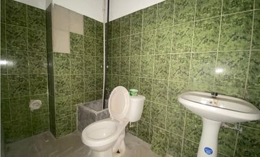 ARRAIJAN / WESTLAND MALL / LOCAL COMERCIAL / 465M / PLANTA BAJA