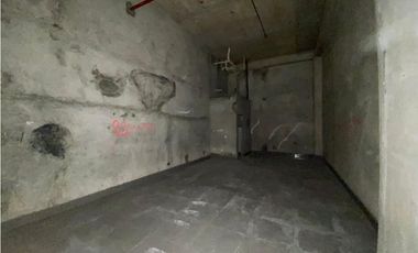 ARRAIJAN / WESTLAND MALL / LOCAL COMERCIAL / 60M / PLANTA BAJA