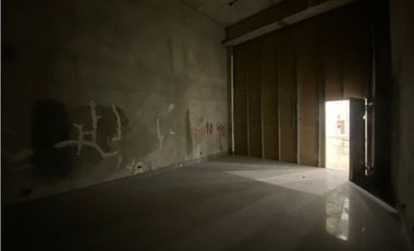 ARRAIJAN / WESTLAND MALL / LOCAL COMERCIAL / 50M / PLANTA BAJA