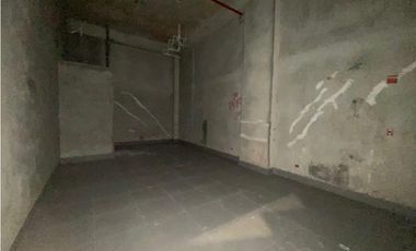 ARRAIJAN / WESTLAND MALL / LOCAL COMERCIAL / 50M / PLANTA BAJA