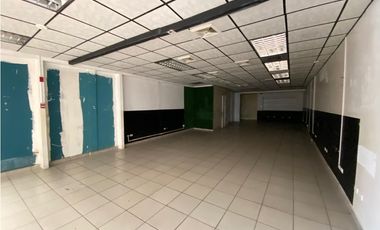 LOS ANDES /  LOCAL COMERCIAL / 110M / PLANTA ALTA / ESTACION DEL TREN