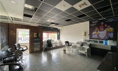 LOS ANDES /  LOCAL COMERCIAL / 110M / PLANTA ALTA / ESTACION DEL TREN