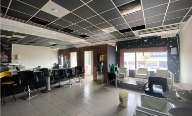 LOS ANDES /  LOCAL COMERCIAL / 110M / PLANTA ALTA / ESTACION DEL TREN