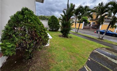 CENTENNIAL / RAINFOREST VILLAGE / 1340M / 3 HABITACION /1 PLANTA