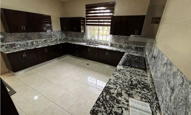 CENTENNIAL / RAINFOREST VILLAGE / 1340M / 3 HABITACION /1 PLANTA
