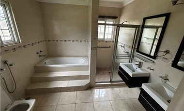 CENTENNIAL / RAINFOREST VILLAGE / 1340M / 3 HABITACION /1 PLANTA