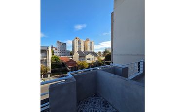 VENTA TRIPLEX 4 AMB OPORTUNIDAD