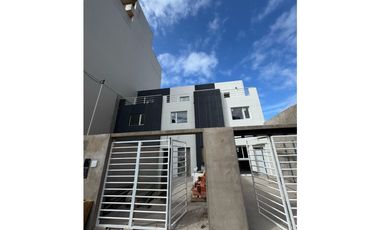 VENTA TRIPLEX 4 AMB OPORTUNIDAD