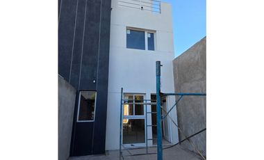 VENTA TRIPLEX 4 AMB OPORTUNIDAD