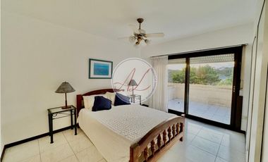 DEPTO. VILLA D´ESTE / AV. DEL MAR AL 2100