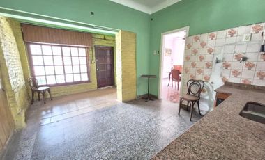 Casa 4 Ambientes VENTA Villa Sarmiento Gran Patio