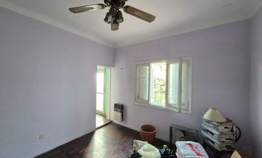 Casa 4 Ambientes VENTA Villa Sarmiento Gran Patio