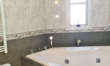 Casa en venta en Avellaneda Este