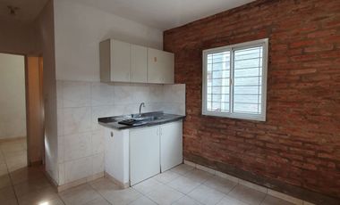 Departamento en alquiler de 1 dormitorio en Villa Elisa