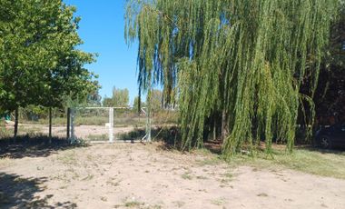 Lote en callejon cerrado escritura Pedriel Lujan