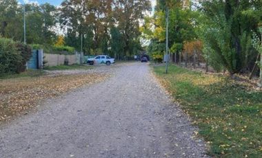 Lote en callejon cerrado escritura Pedriel Lujan