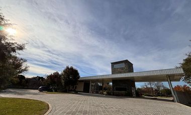LOTE BARRIO CERRADO SAINT JOSEPH LONGCHAMPS 435 M