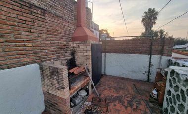 VENTA CASA 4 AMBIENTES VILLA LYNCH PATIO COCHERA