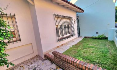 VENTA CASA 4 AMBIENTES VILLA LYNCH PATIO COCHERA