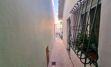 VENTA CASA 4 AMBIENTES VILLA LYNCH PATIO COCHERA