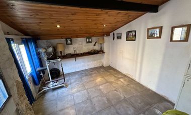 Casa en Venta Wilde 3 Ambientes c Cochera y patio