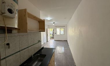 PH 2 AMBIENTES EN ALQUILER - PARQUE PATRICIOS