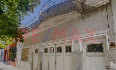 Casa en Venta Versalles Lote propio + Cochera