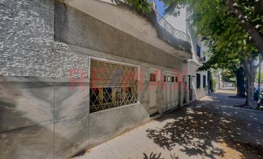 Casa en Venta Versalles Lote propio + Cochera