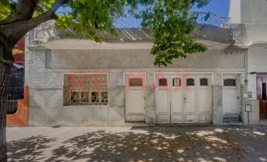 Casa en Venta Versalles Lote propio + Cochera